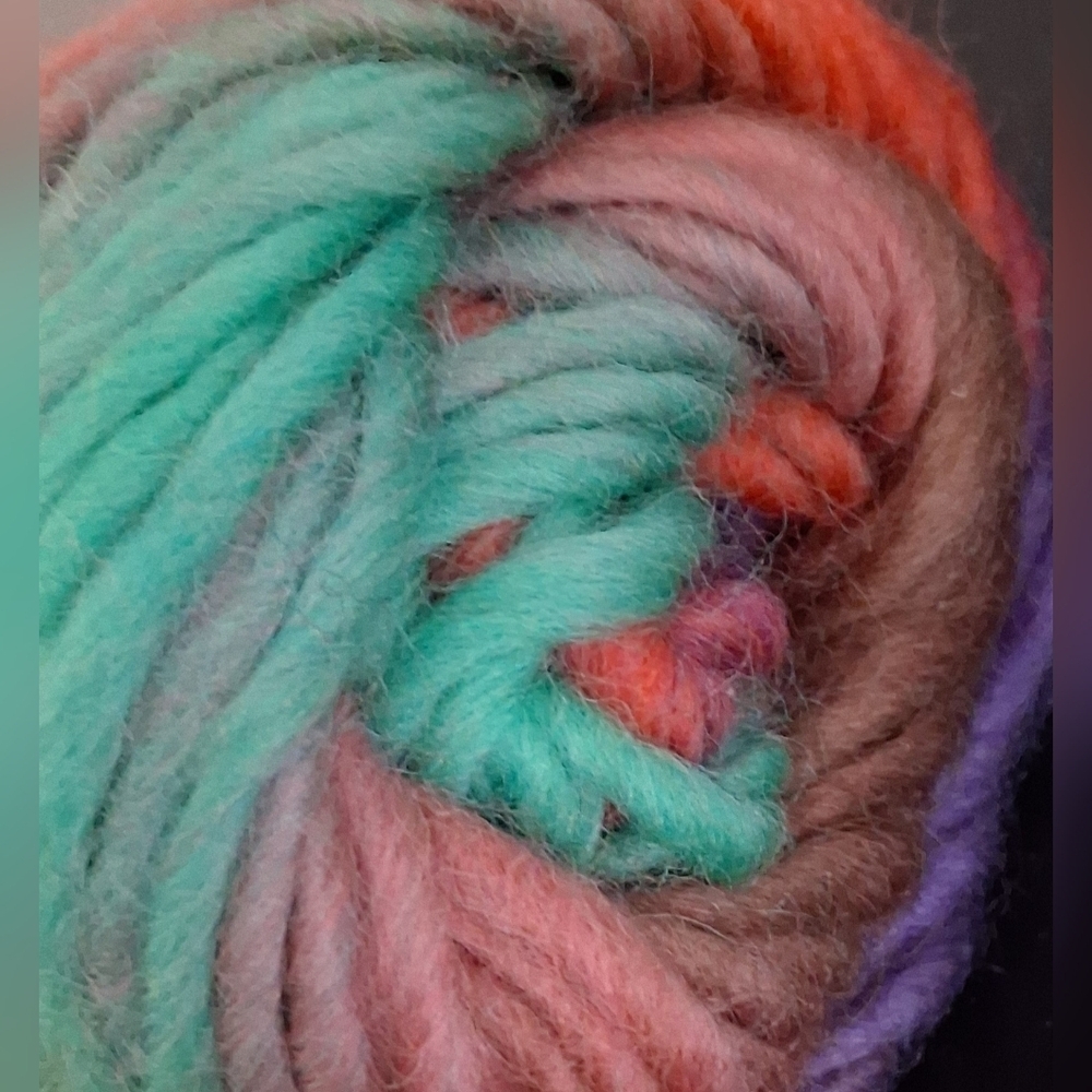 NWT Loops & Threads Painted Desert Wool Rainbow Crafting Crochet Knit Yarn - Picture 2 of 4